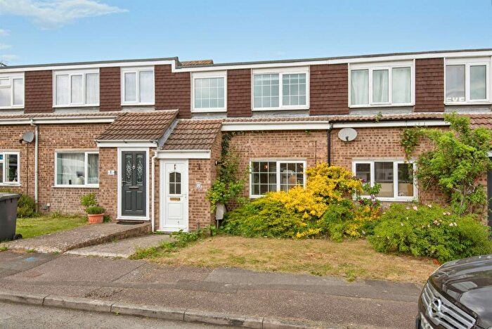 3 Bedroom Terraced House For Sale In Wordsworth Close, Royston, SG8