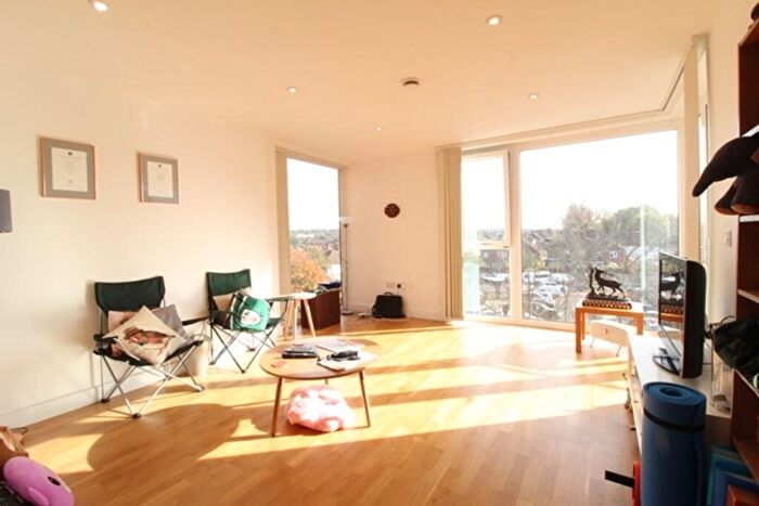 1 Bedroom Apartment To Rent In Zenith Close, Colindale, London, NW9