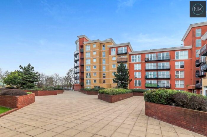 2 Bedroom Apartment To Rent In Memorial Heights, IG2