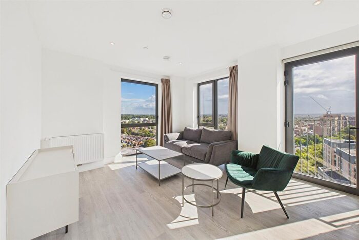 1 Bedroom Flat To Rent In Acer Point, Watford, WD18