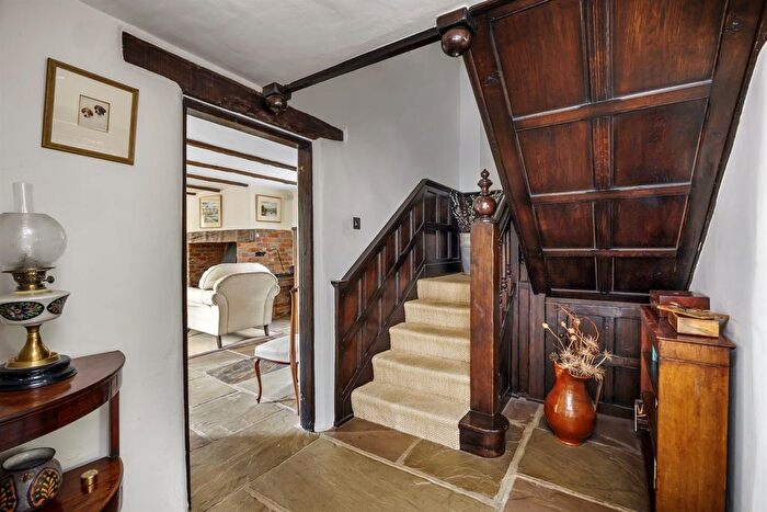 4 Bedroom Cottage For Sale In High Street, Amberley, West Sussex, BN18