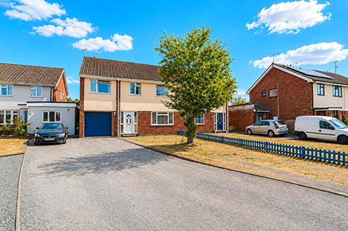 5 Bedroom Semi-Detached House For Sale In Priory Farm Road, Hatfield Peverel, Chelmsford, CM3