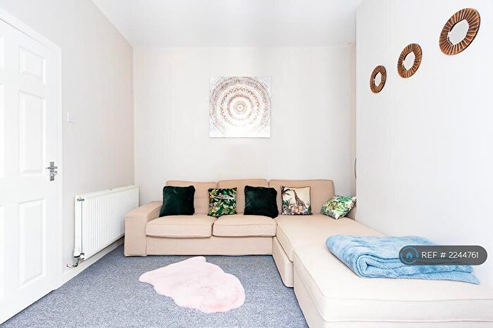 4 Bedroom Terraced House To Rent In Fell Street, Liverpool, L7