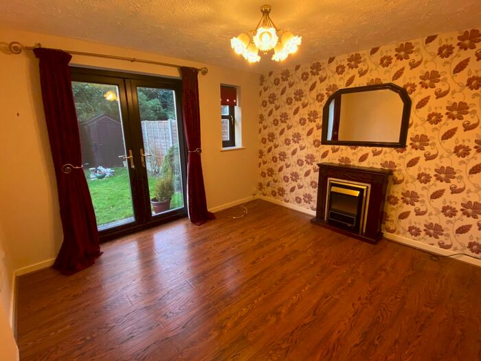 2 Bedroom Semi-Detached House To Rent In Yew Tree Lane, Rowley Regis, B65