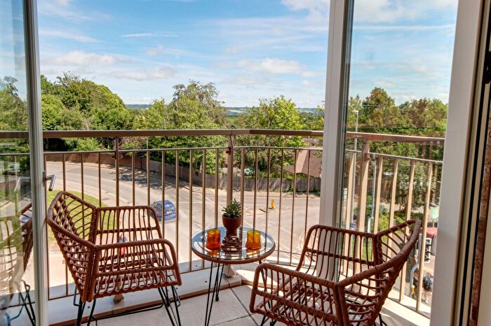1 Bedroom Flat For Sale In Chandlers Place, High Street, Sevenoaks, Kent, TN13