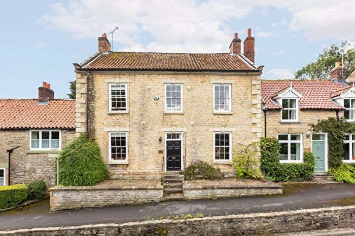 4 Bedroom Country House For Sale In Whitbygate, Thornton Le Dale., YO18