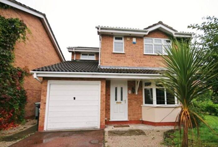 3 Bedroom Detached House To Rent In Ullswater Avenue, Crewe, CW2