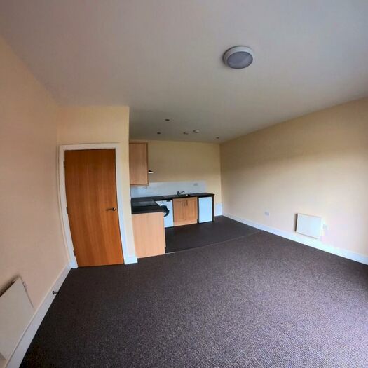 2 Bedroom Flat To Rent In Pontefract Road, Barnsley, South Yorkshire, S71