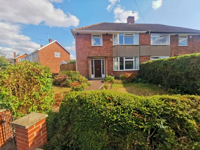 3 Bedroom House To Rent In Weldon Road, Wigston, LE18