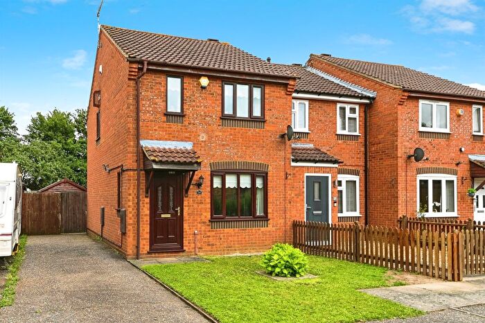 3 Bedroom End Of Terrace House For Sale In Bure Close, Watlington, King's Lynn, PE33