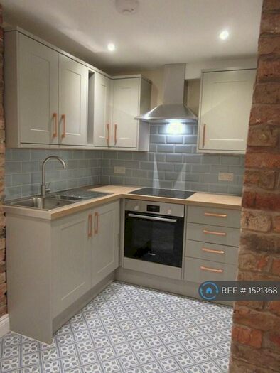 2 Bedroom Flat To Rent In North Parade, Derby, DE1