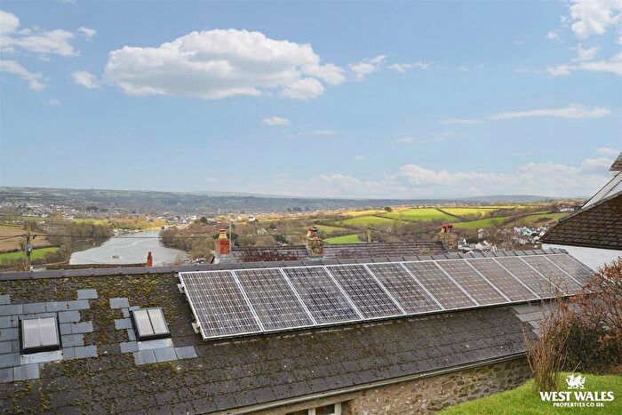2 Bedroom Cottage For Sale In Penrhiw, St. Dogmaels, Cardigan, SA43
