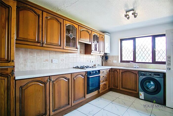 3 Bedroom Terraced House To Rent In Myrtle Close, Erith, DA8