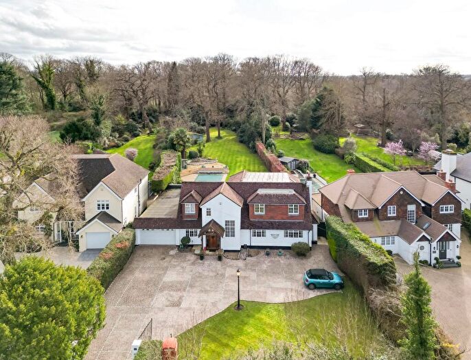 5 Bedroom Detached House For Sale In Worlds End Lane, Orpington, BR6