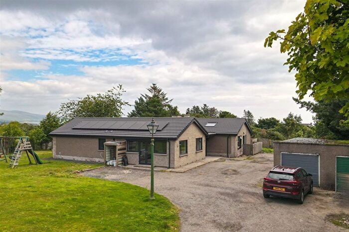 5 Bedroom Detached House For Sale In Duncarin, Mosshill, Brora, Sutherland, KW9