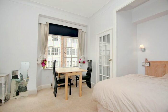 Studio To Rent In Hallam Street, London, W1W