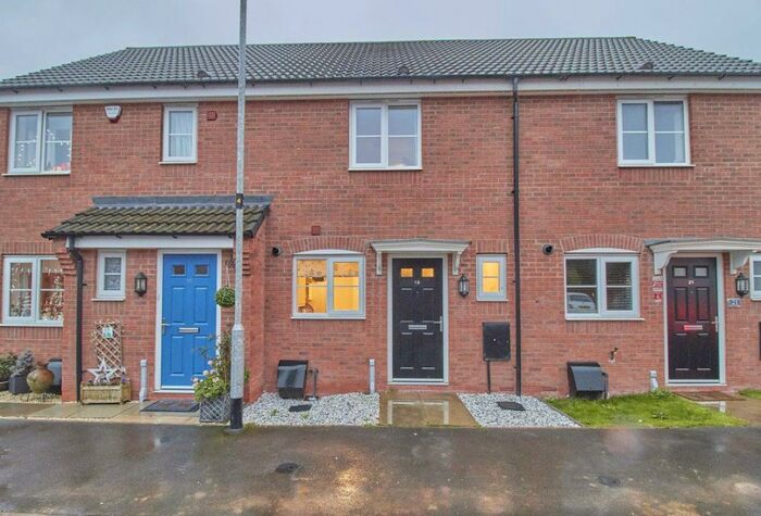 2 Bedroom Town House To Rent In Indigo Drive, Burbage, LE10