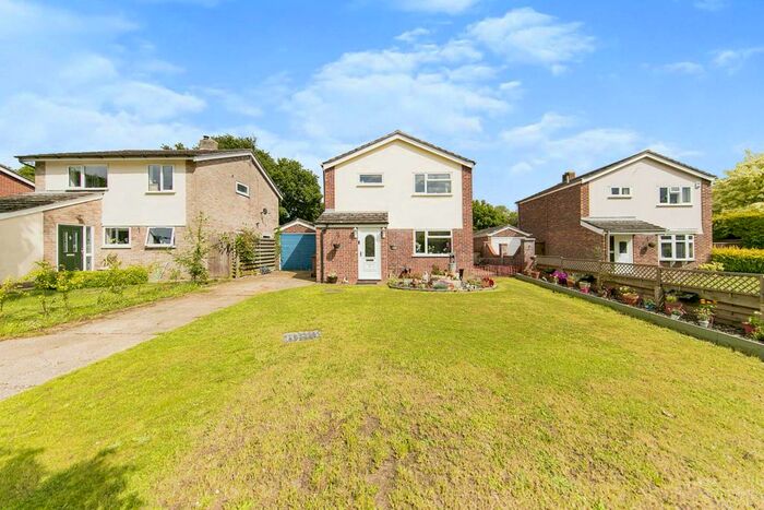 5 Bedroom Detached House For Sale In Oaklands, Leavenheath, Colchester, Suffolk, CO6