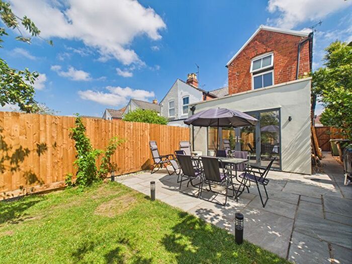 4 Bedroom End Terrace House For Sale In Tuffley Avenue, Tuffley, GL1