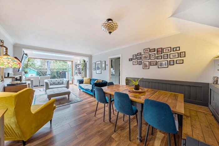 4 Bedroom Semi-Detached House For Sale In Colby Road, Crystal Palace, London, SE19