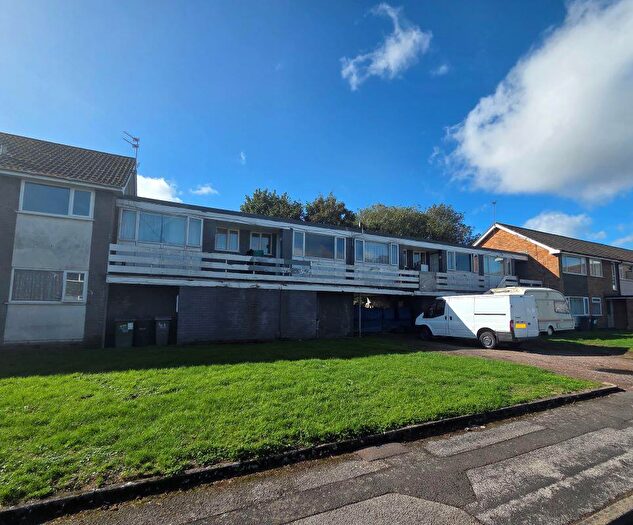 1 Bedroom Flat For Sale In Tudor Court, Tipton, West Midlands, DY4