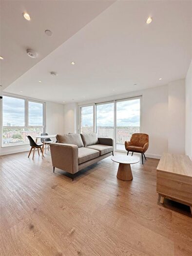 2 Bedroom Flat To Rent In Juniper Gardens, Gasholder Place, SE11