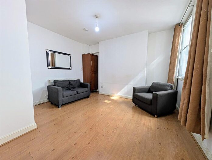 1 Bedroom Flat To Rent In Sir Thomas Street, Liverpool, L1