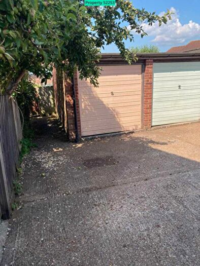 Garage / Parking For Sale In Stoneham Close, Lewes, BN7