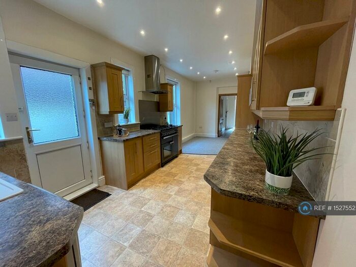 4 Bedroom Terraced House To Rent In South Park, Lincoln, LN5