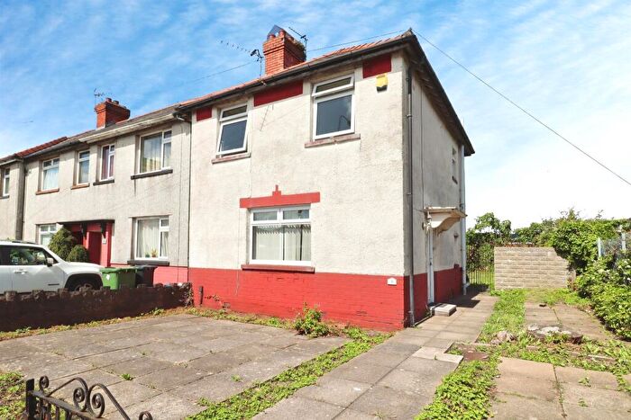 3 Bedroom Terraced House For Sale In Sloper Road, Cardiff, CF11