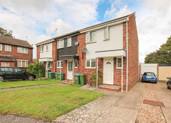 2 Bedroom End Of Terrace House For Sale In Galsworthy Place, Aylesbury, HP19