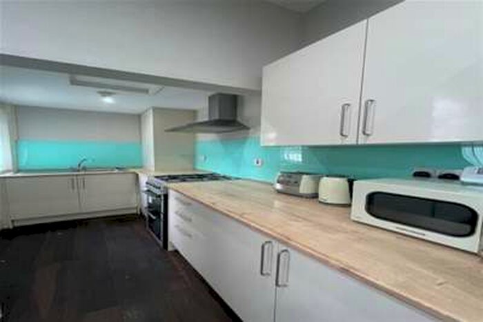 3 Bedroom House To Rent In Harold Street, BB11