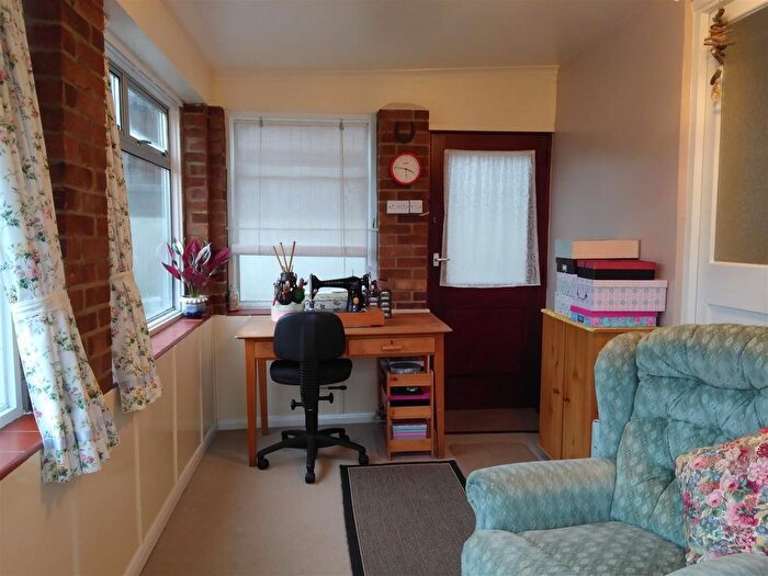 2 Bedroom Detached Bungalow For Sale In Greenlydd Close, Niton, Ventnor, PO38