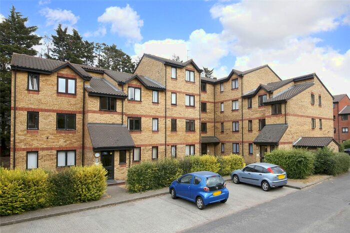 1 Bedroom Flat To Rent In Donne House, Samuel Close, London, SE14