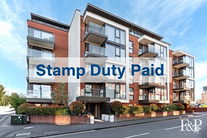 2 Bedroom Apartment For Sale In Station Road, Gerrards Cross, SL9