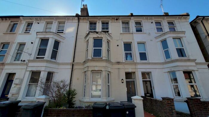 1 Bedroom Flat To Rent In Langney Road, Eastbourne, BN21