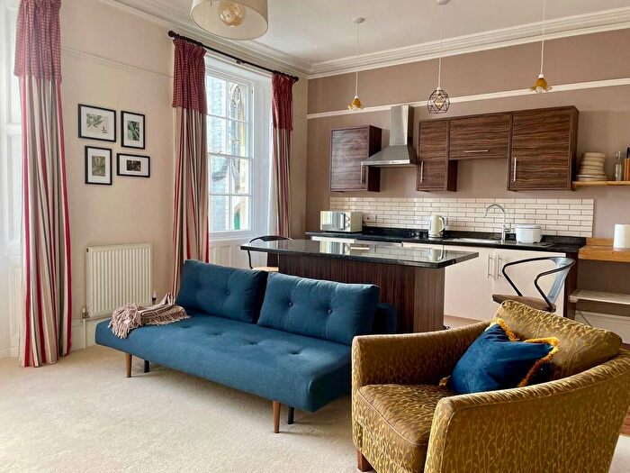 1 Bedroom Flat To Rent In Trinity Street, Taunton, TA1