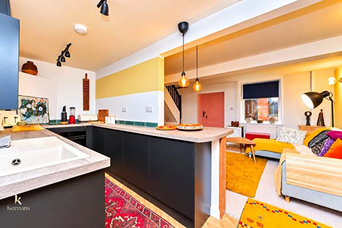 2 Bedroom Cottage For Sale In Rutland Street, Blackburn, BB2