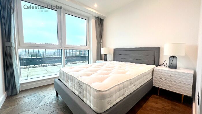 2 Bedroom Apartment To Rent In Brook Street, Kingston Upon Thames, Surrey, KT1