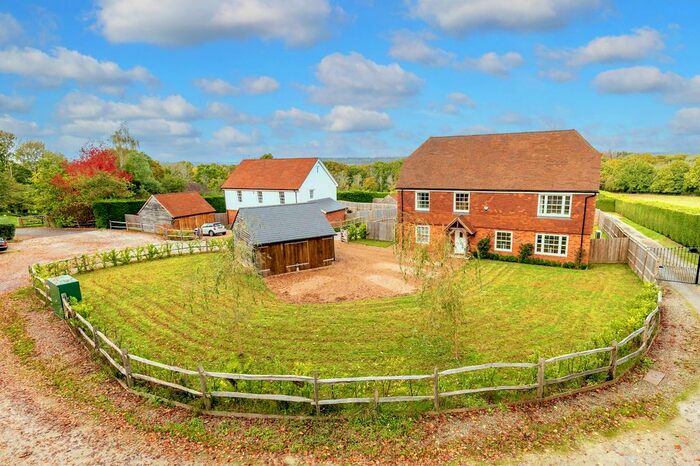 5 Bedroom Detached House To Rent In Shepherds Hill, Colemans Hatch, TN7