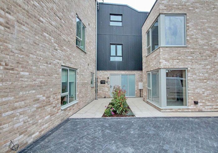 3 Bedroom Flat To Rent In Limekiln Yard, Beverley, HU17