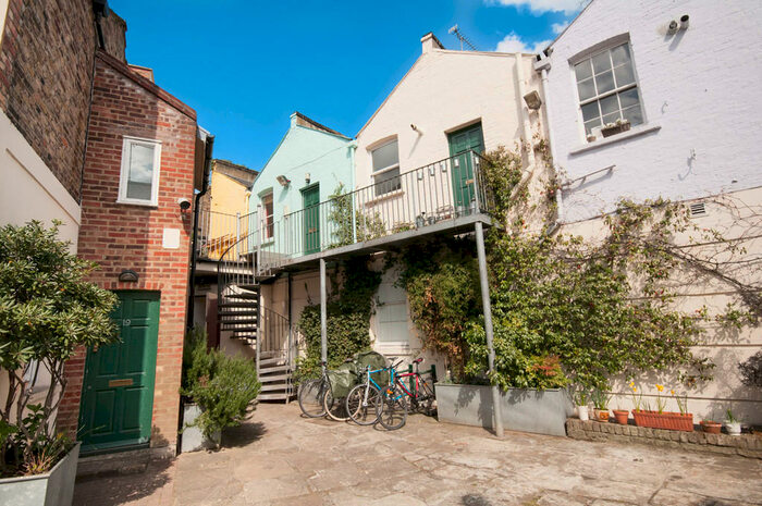 2 Bedroom Flat To Rent In The Triangle, Kennington Lane, SE11