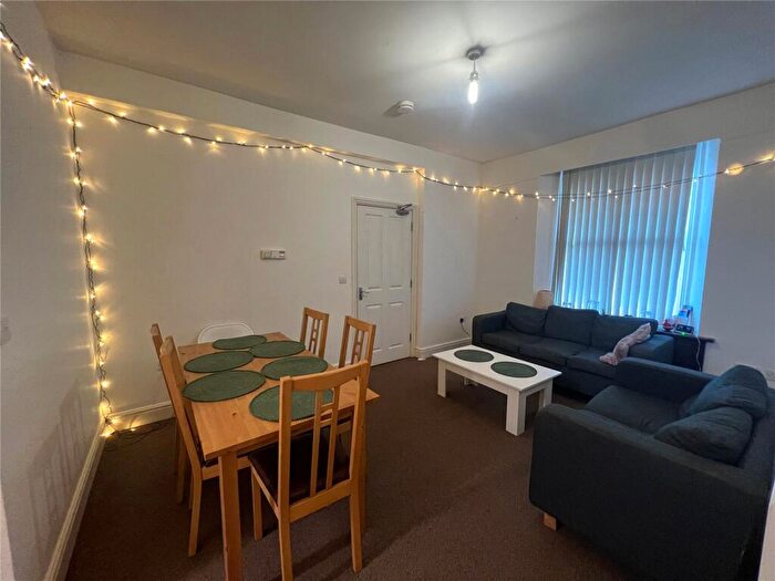 6 Bedroom End Of Terrace House To Rent In Caernarfon Road, Bangor, Gwynedd, LL57