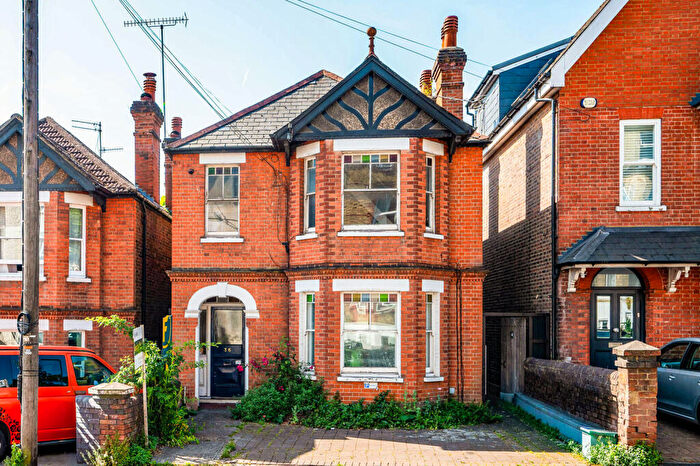 2 Bedroom Flat To Rent In Farnham Road, Guildford, GU2