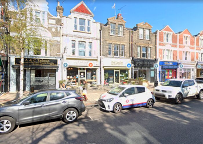 1 Bedroom Studio To Rent In High Street Wanstead, London, E11