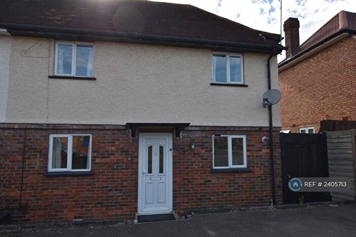 3 Bedroom Semi-Detached House To Rent In Northway, Guildford, GU2