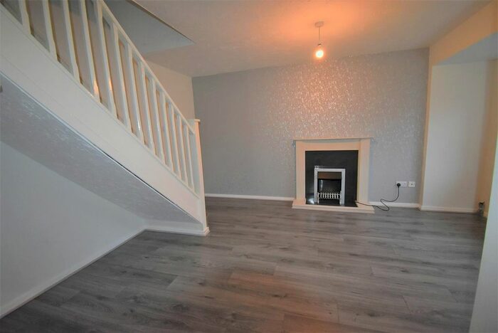 2 Bedroom Semi-Detached House To Rent In Cresswell Avenue, Newcastle-Under-Lyme, ST5