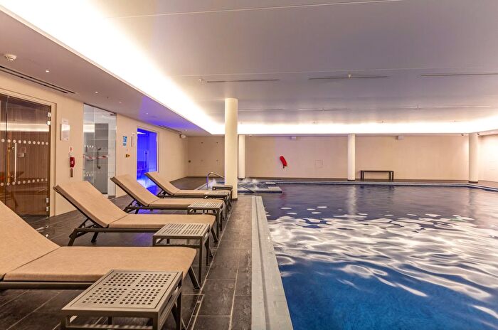 Studio To Rent In Talisman Tower, Lincoln Plaza, Canary Wharf, London, E14