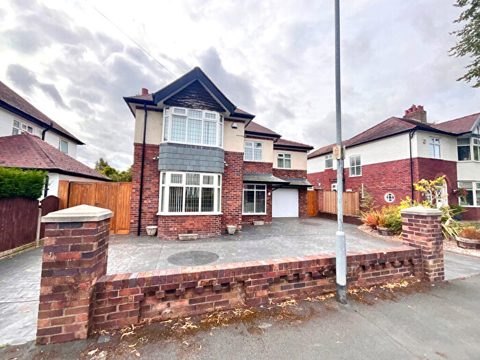 4 Bedroom Detached House For Sale In Parklands Drive, Fulwood, PR2