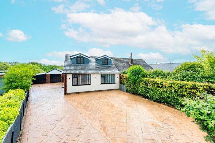 4 Bedroom Semi-Detached House For Sale In Dovedale Road, Bolton, BL2